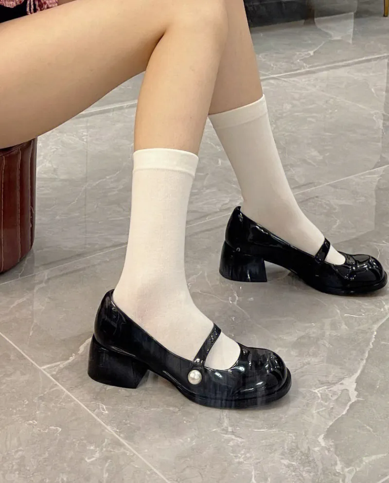 French Retro Mary Jane Shoes, Pearl Round Toe Leather Shoes, One-piece Strap Thick Heels, High Heels