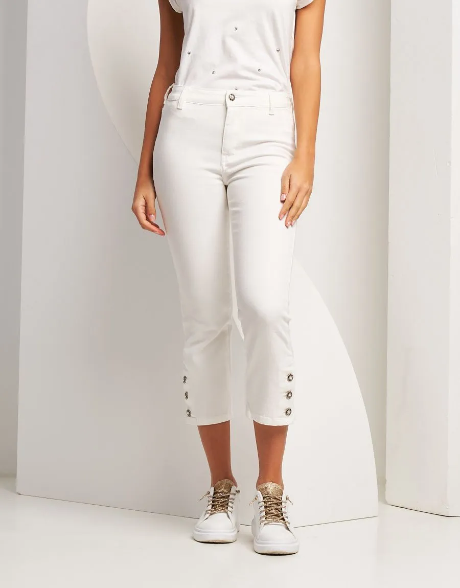 Jeans bianco con bottoni sul fondo