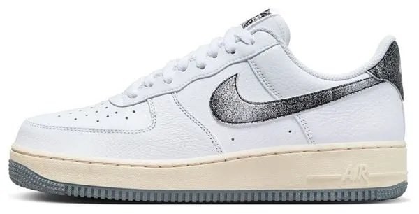 Nike SB Air Force 1 '07 Scarpe Bianche