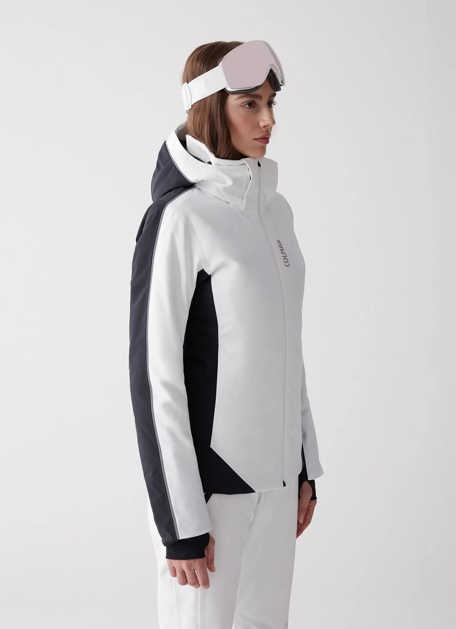 Two-tone ski jacket in stretch fabric